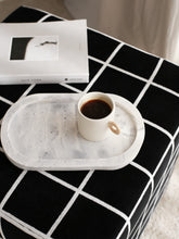Görseli Galeri görüntüleyiciye yükleyin, TERRAZZO OVAL SUNUMLUK

